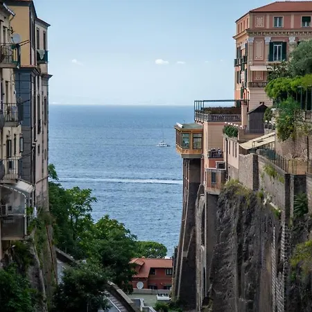 Apartman - Posizione Unica Nella Piazza Principale *