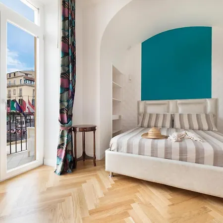 - Posizione Unica Nella Piazza Principale Apartman *