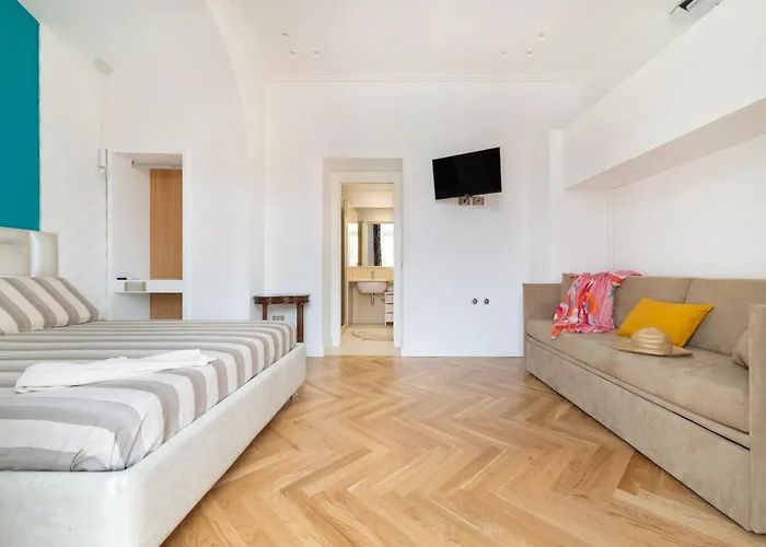 - Posizione Unica Nella Piazza Principale Apartment Sorrento