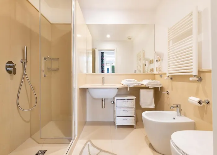 - Posizione Unica Nella Piazza Principale * Sorrento