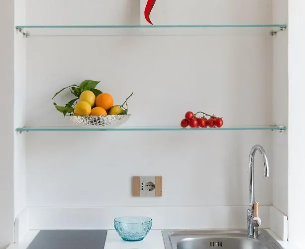 Apartment - Posizione Unica Nella Piazza Principale *