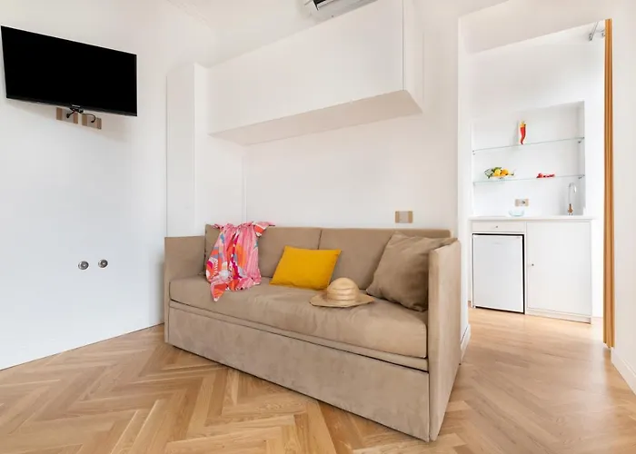 - Posizione Unica Nella Piazza Principale Apartment *