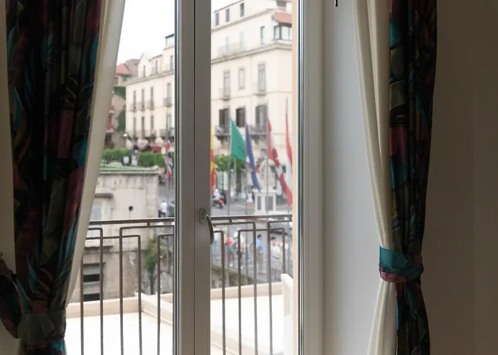 Apartment - Posizione Unica Nella Piazza Principale