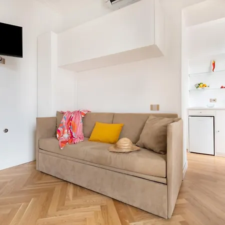 - Posizione Unica Nella Piazza Principale Apartmán *