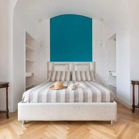 - Posizione Unica Nella Piazza Principale ソレント